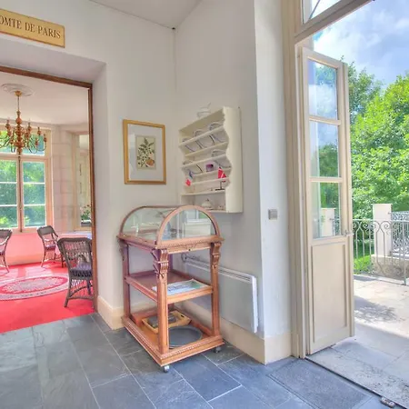 Apartament Dans Chateau D'arc-en-barrois